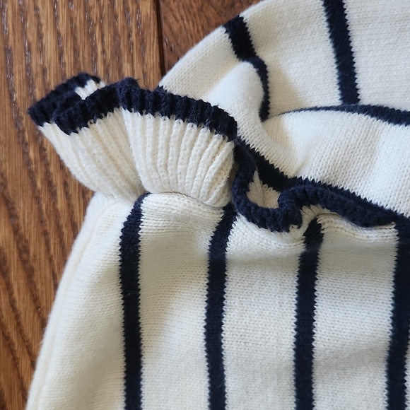 Girls Gap Striped Sweater - Size L - Picture 3 of 5